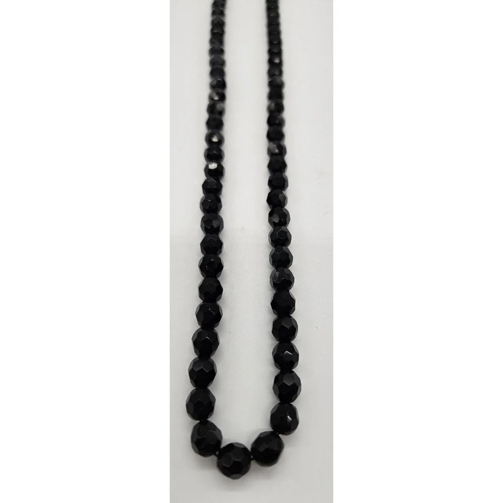 Vintage‎ JETS Faceted Black Beaded Necklace Barrel Clasp Graduated Strand